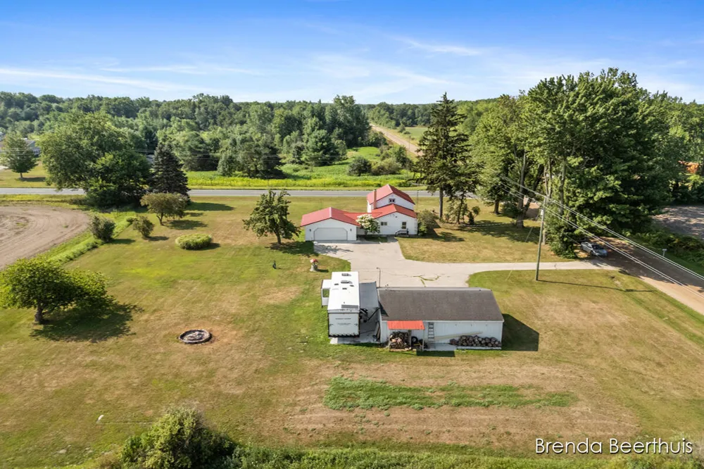 8800 Ellis Road Ravenna, MI 49451