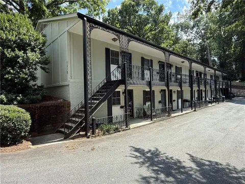 1310 Brookstown Avenue #8