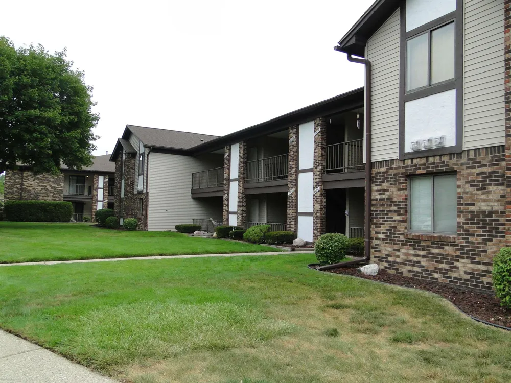 29842 Utica Road Roseville City, MI 48066