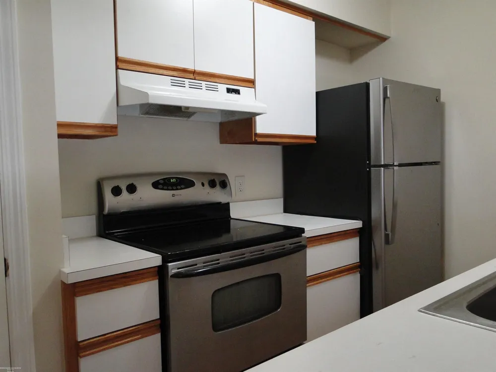 29842 Utica Road Roseville City, MI 48066