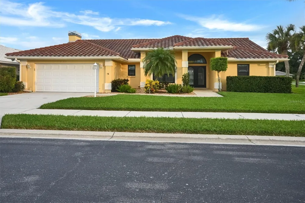 1565 WATERFORD DRIVE Venice, FL 34292