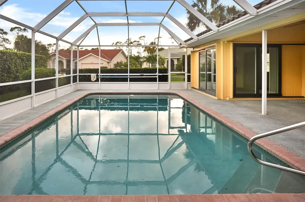1565 WATERFORD DRIVE Venice, FL 34292