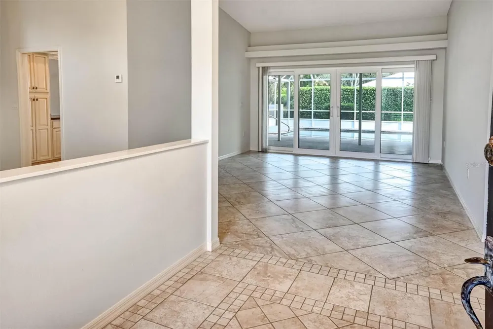 1565 WATERFORD DRIVE Venice, FL 34292