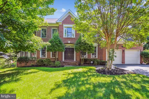 8931 FALLS FARM DRIVE