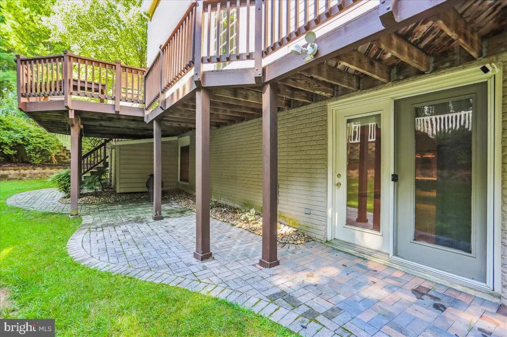 8931 FALLS FARM DRIVE Potomac, MD 20854