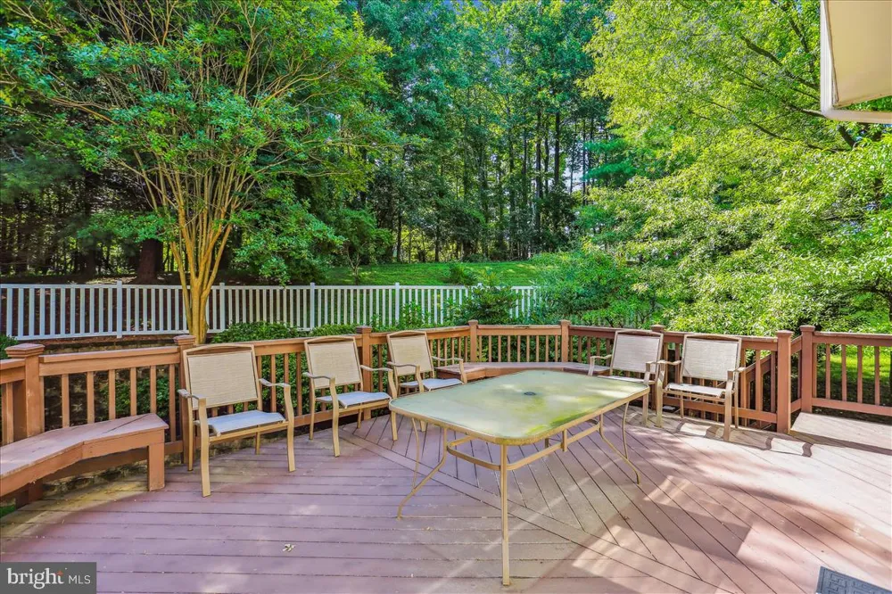 8931 FALLS FARM DRIVE Potomac, MD 20854