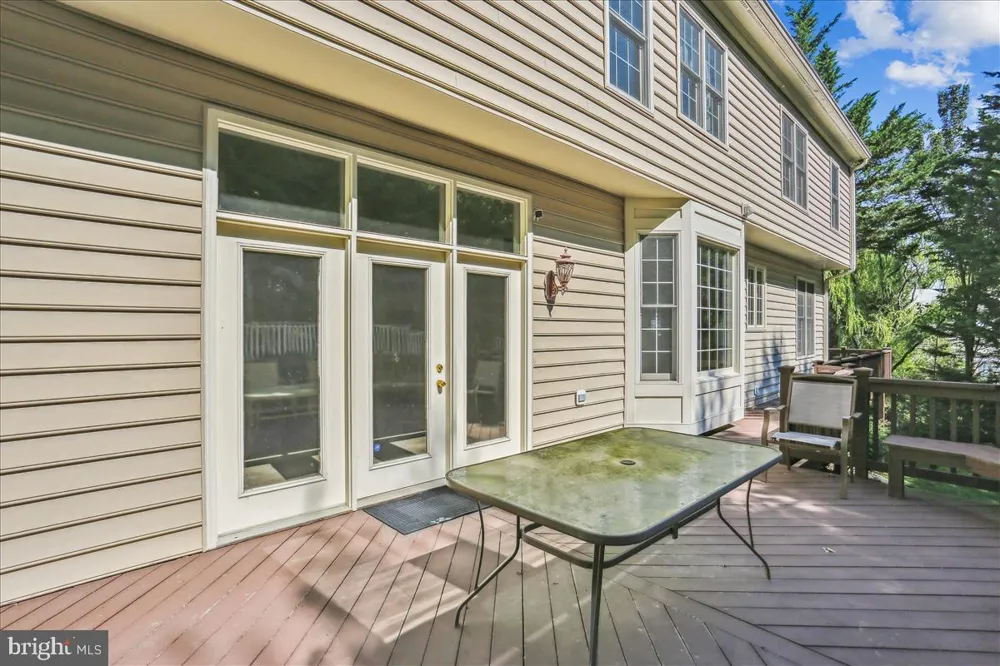 8931 FALLS FARM DRIVE Potomac, MD 20854