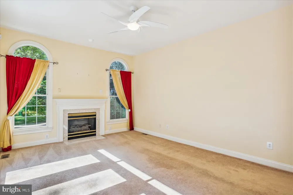 8931 FALLS FARM DRIVE Potomac, MD 20854