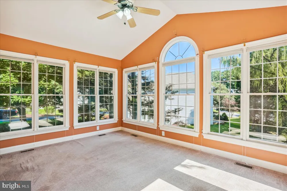 8931 FALLS FARM DRIVE Potomac, MD 20854