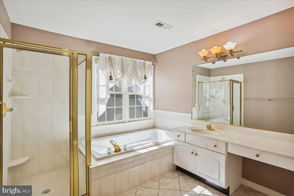 8931 FALLS FARM DRIVE Potomac, MD 20854