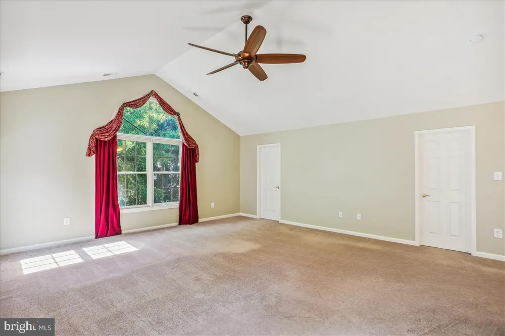 8931 FALLS FARM DRIVE Potomac, MD 20854