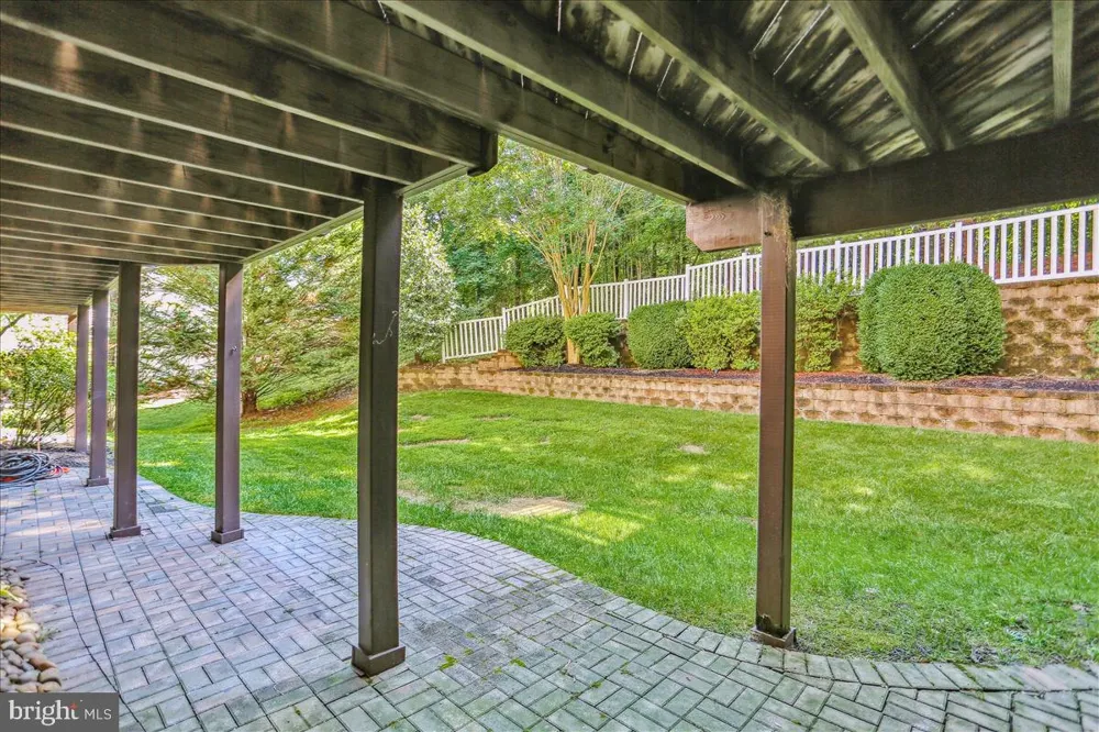 8931 FALLS FARM DRIVE Potomac, MD 20854