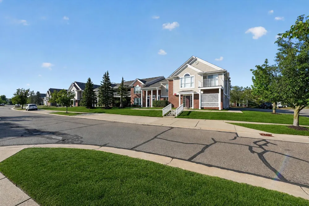 16766 Dover Drive Northville, MI 48168