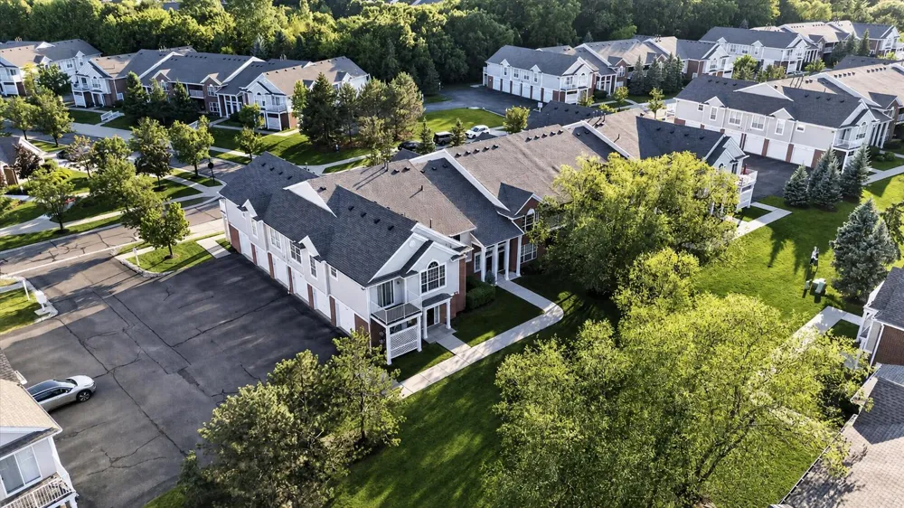 16766 Dover Drive Northville, MI 48168