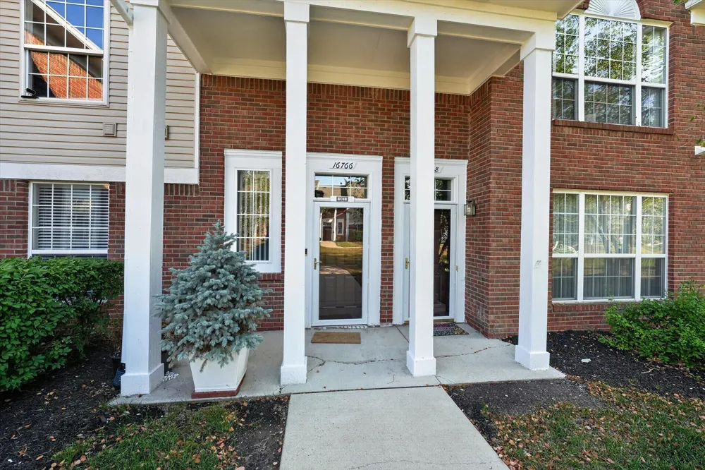 16766 Dover Drive Northville, MI 48168