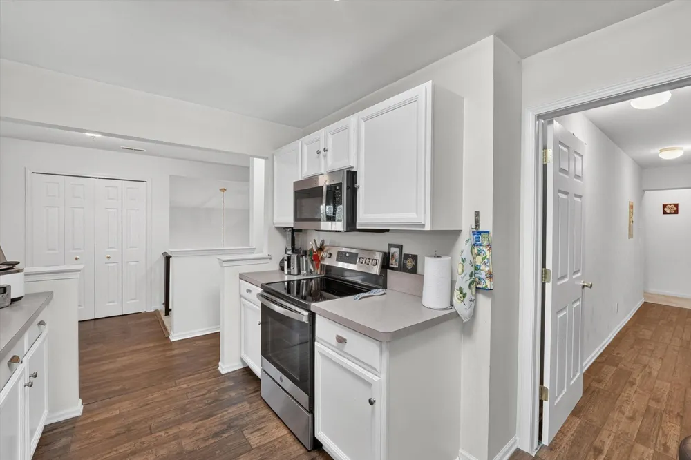 16766 Dover Drive Northville, MI 48168