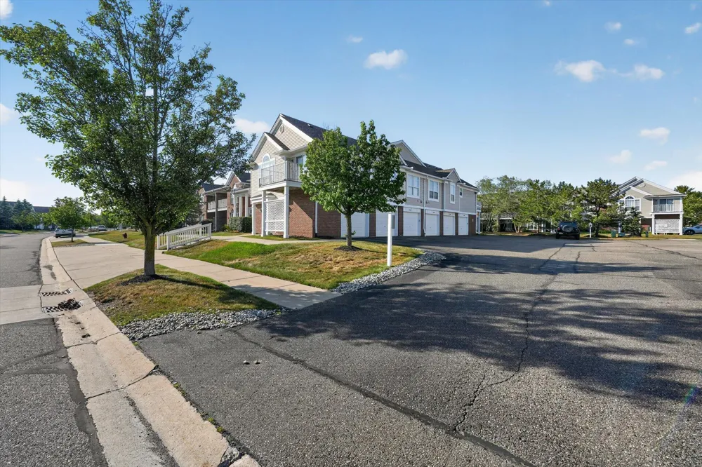 16766 Dover Drive Northville, MI 48168