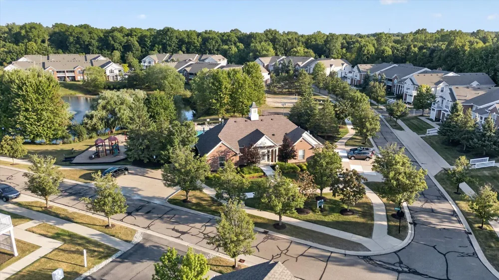 16766 Dover Drive Northville, MI 48168