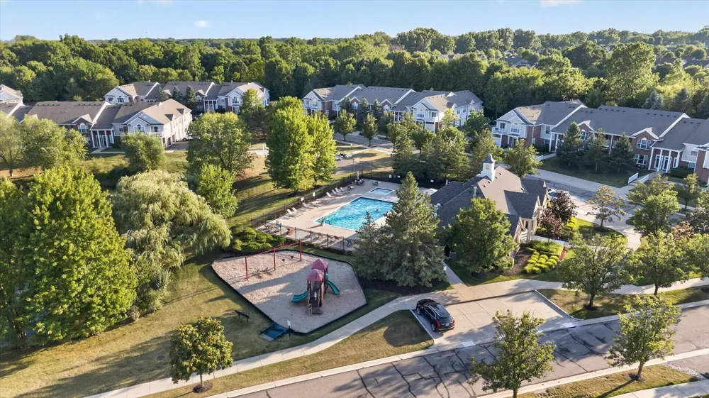 16766 Dover Drive Northville, MI 48168