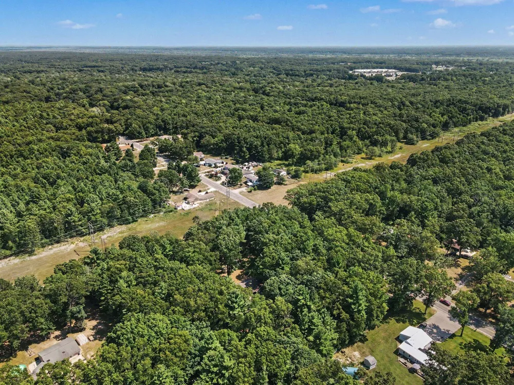 416 E River Road Dalton Township, MI 49445