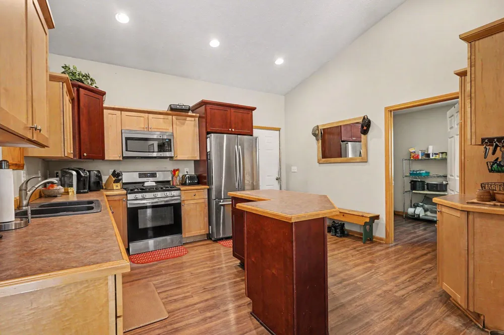416 E River Road Dalton Township, MI 49445
