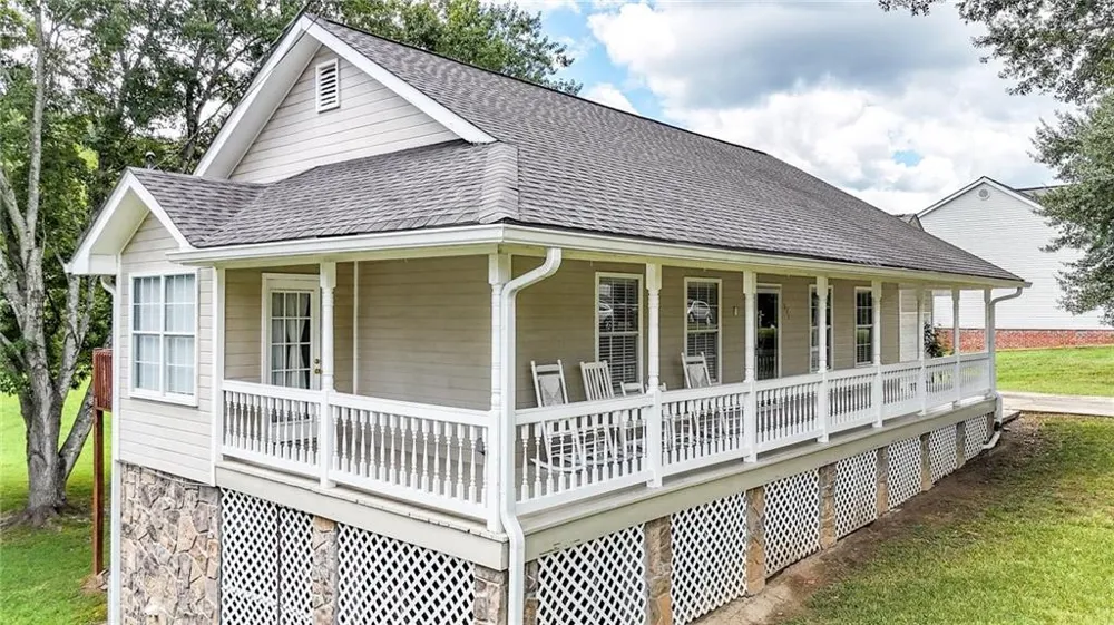 583 Avondale Drive Rocky Face, GA 30740