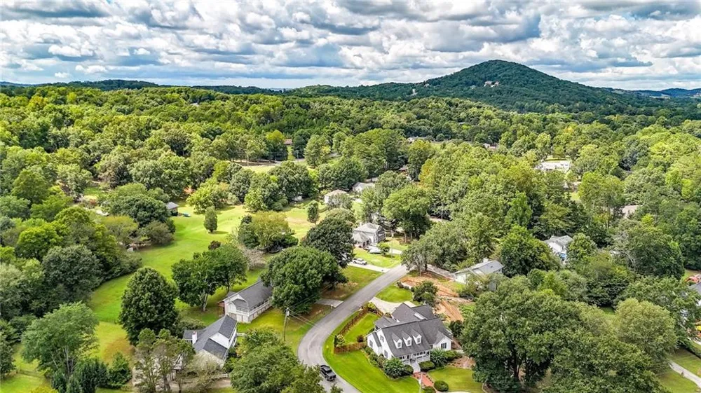 583 Avondale Drive Rocky Face, GA 30740