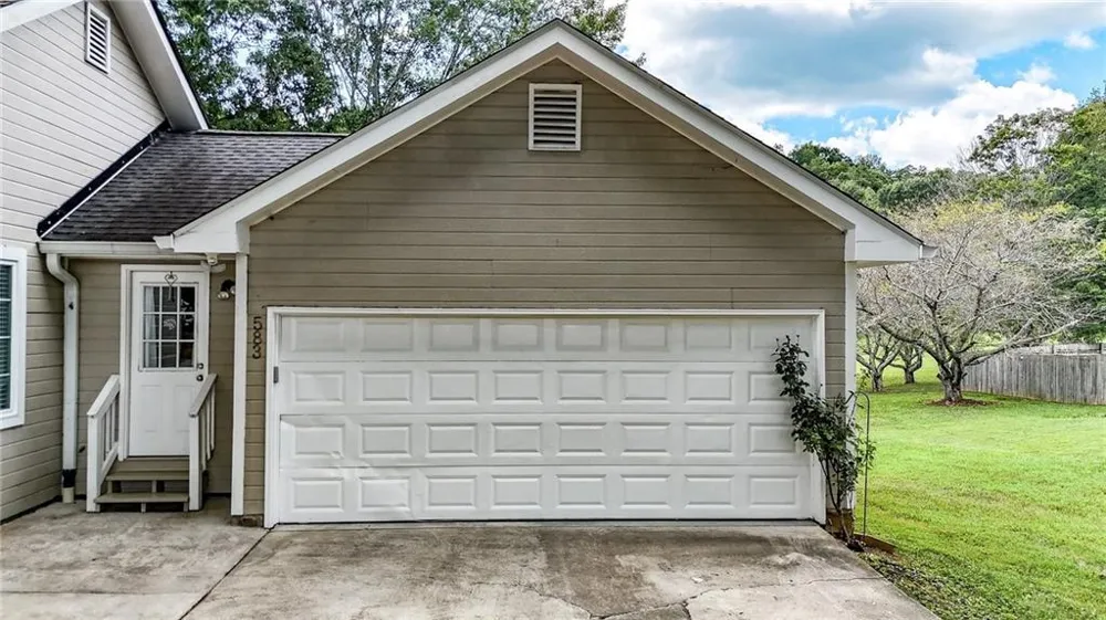583 Avondale Drive Rocky Face, GA 30740
