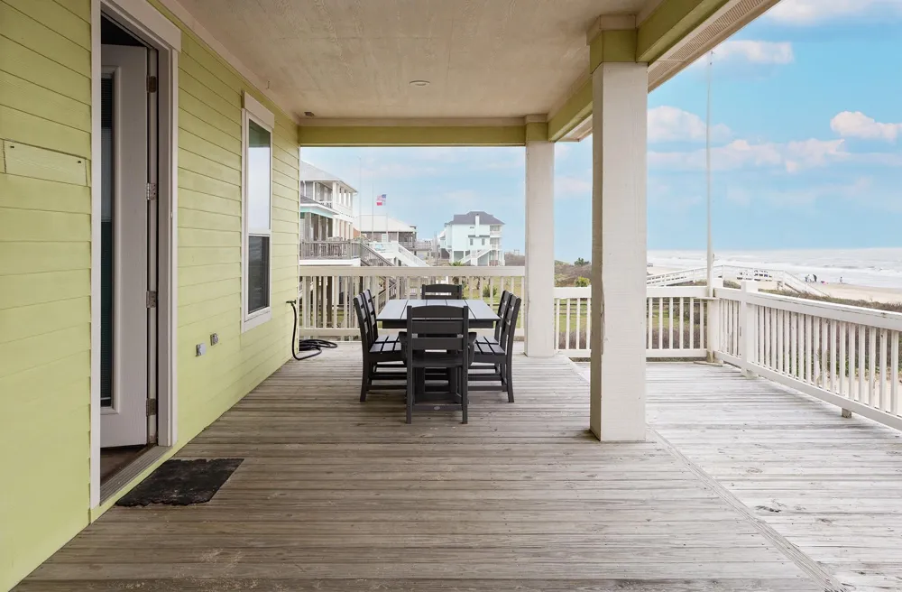 843 S Jack Road Crystal Beach, TX 77650