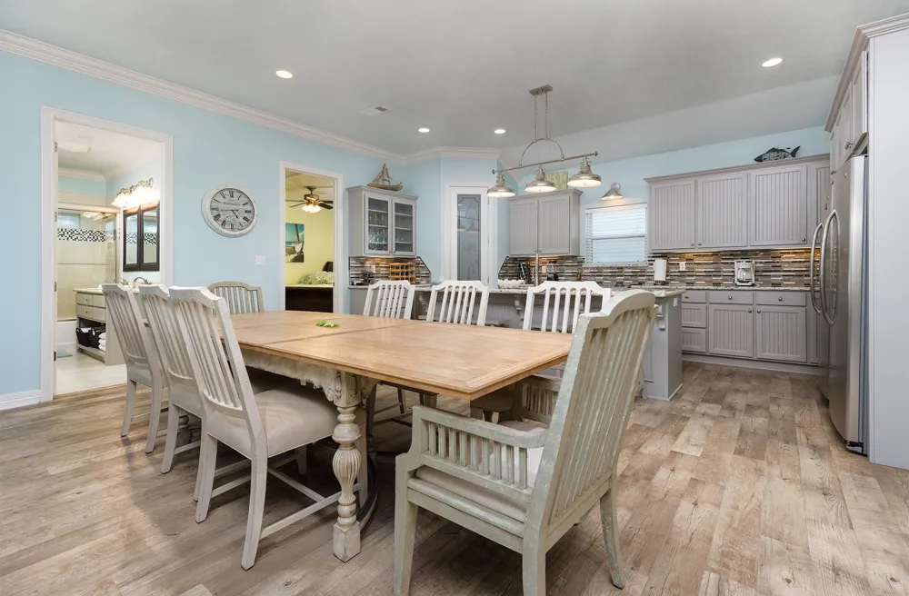 843 S Jack Road Crystal Beach, TX 77650