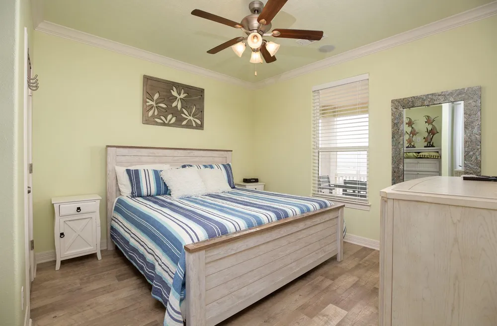 843 S Jack Road Crystal Beach, TX 77650
