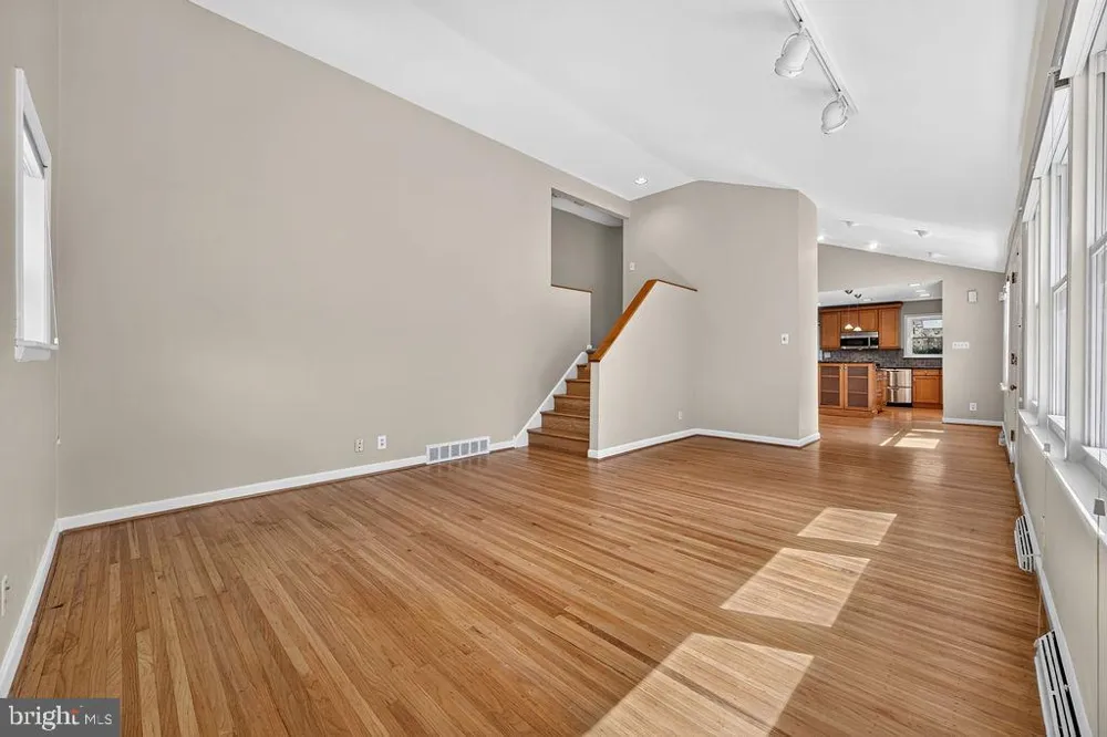 840 PEMBROKE ROAD Rydal, PA 19046