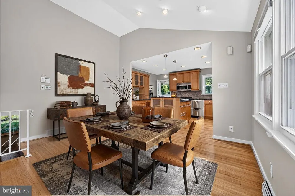 840 PEMBROKE ROAD Rydal, PA 19046