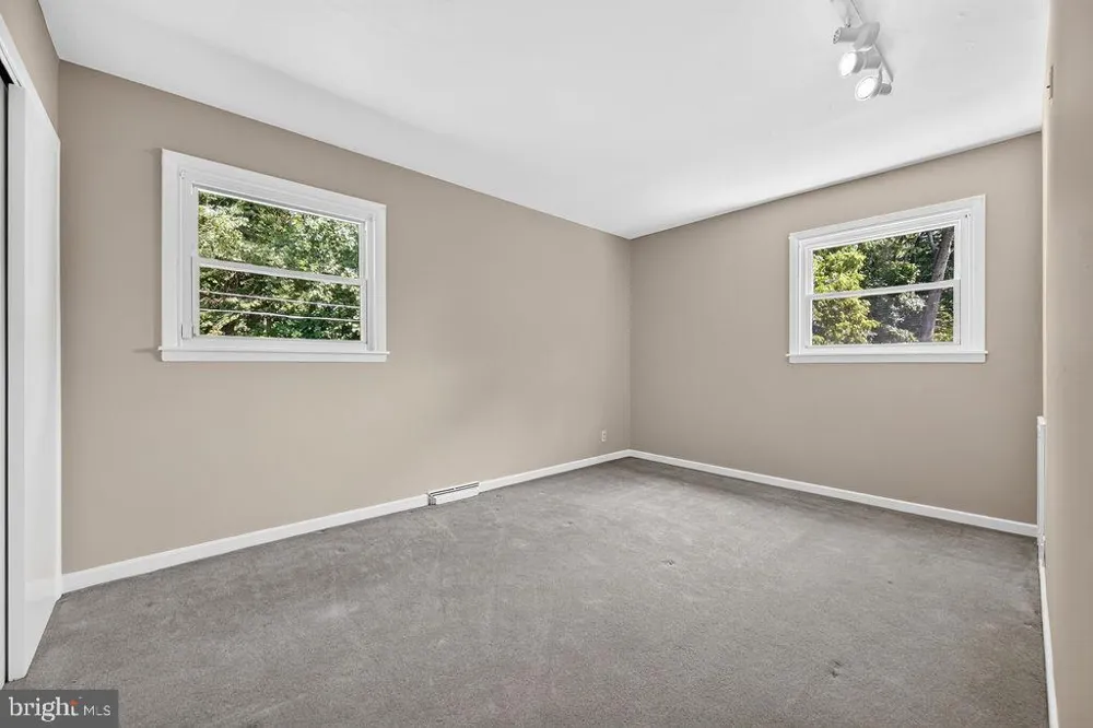 840 PEMBROKE ROAD Rydal, PA 19046