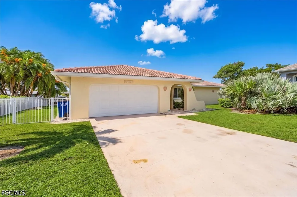 Boat Shell Drive Matlacha Isles, FL 33991