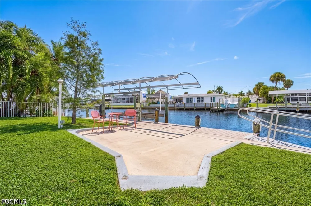 Boat Shell Drive Matlacha Isles, FL 33991
