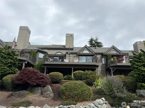 101 Chinook Lane #C