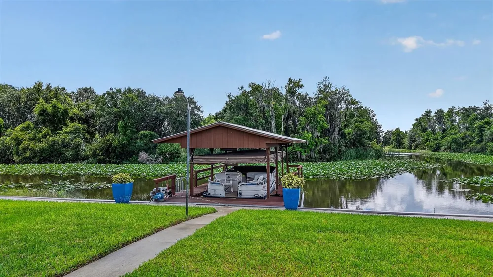 5516 E HARBOR DRIVE Fruitland Park, FL 34731