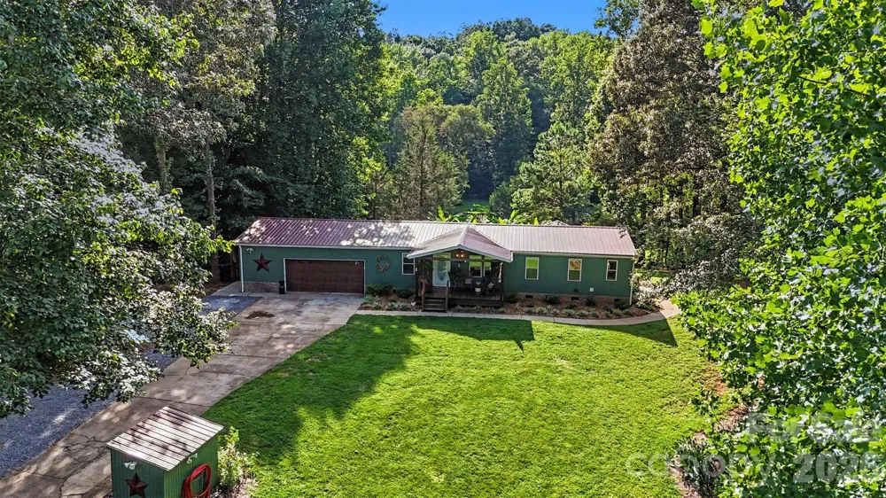 1206 Alberto Lane Stanley, NC 28164