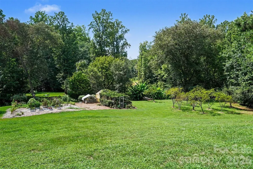 1206 Alberto Lane Stanley, NC 28164