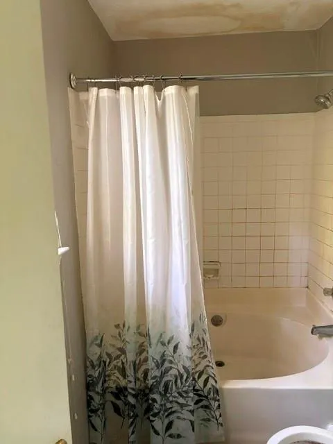 355 Lori Lane Riverdale, GA 30296