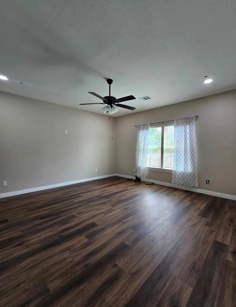 1224 Road 5802 Cleveland, TX 77327