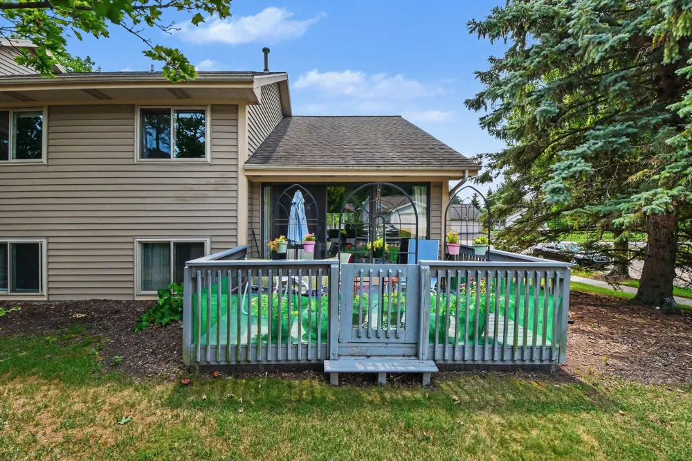 2759 Mulford Drive SE Grand Rapids, MI 49546