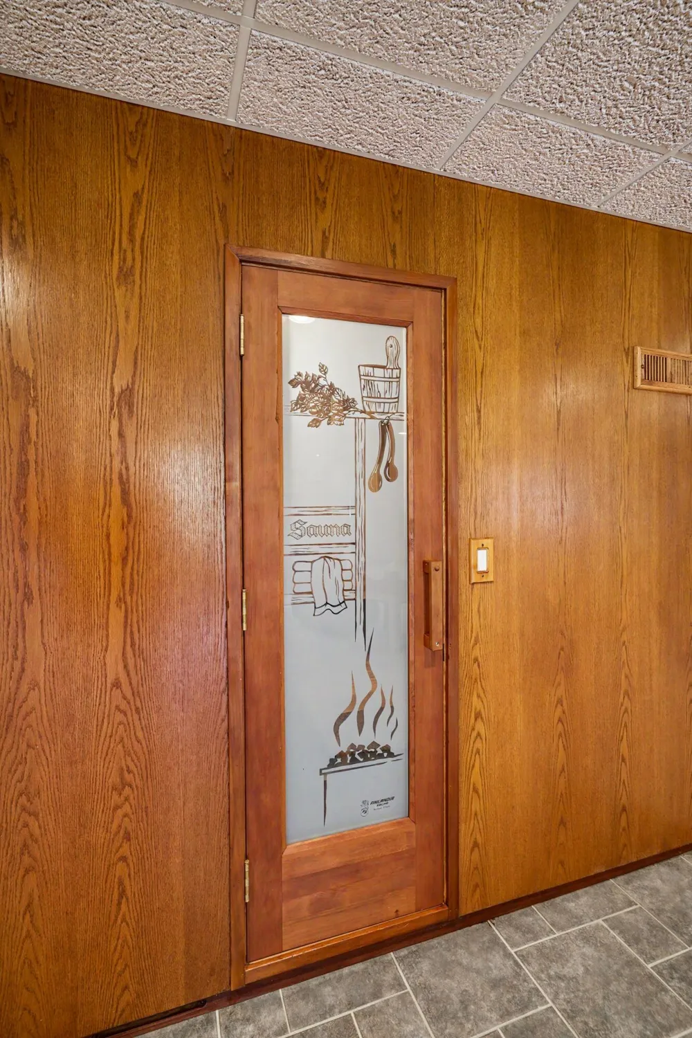 8588 Webster Hills Road Dexter, MI 48130