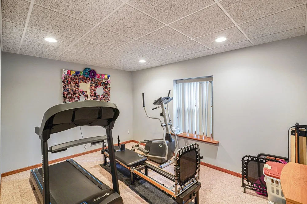 8588 Webster Hills Road Dexter, MI 48130