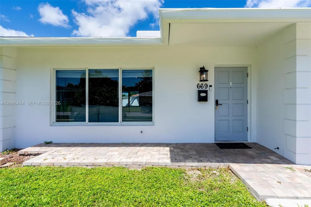 669 NW 15th Ave #0 Boca Raton, FL 33486