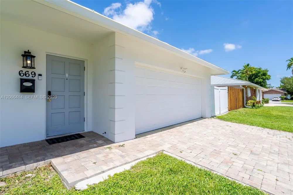 669 NW 15th Ave #0 Boca Raton, FL 33486