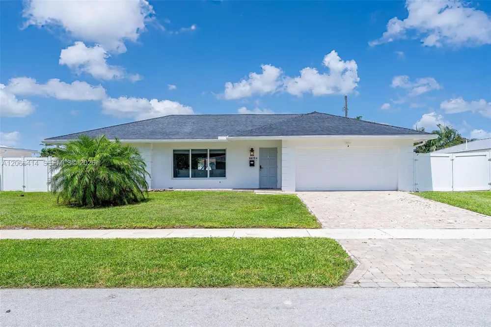 669 NW 15th Ave #0 Boca Raton, FL 33486