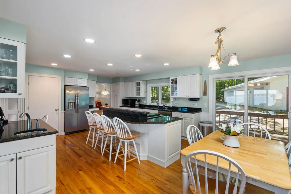 759 South Long Lake Road Long Lake Township, MI 49684