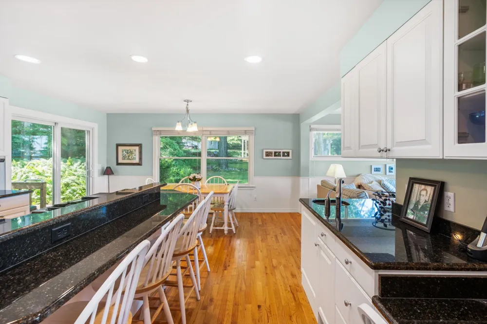 759 South Long Lake Road Long Lake Township, MI 49684